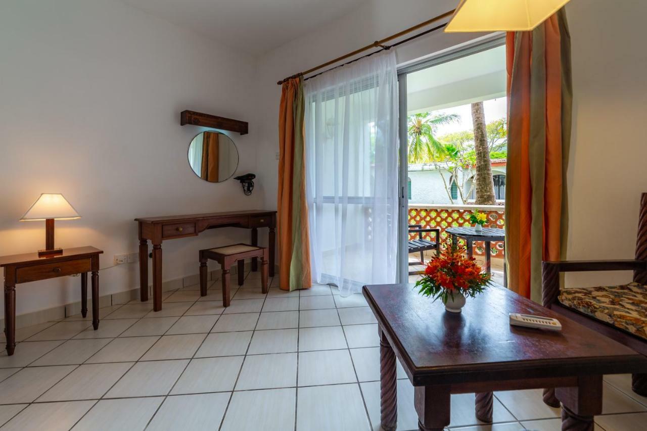 דיאני ביץ' Diani Sea Lodge מראה חיצוני תמונה